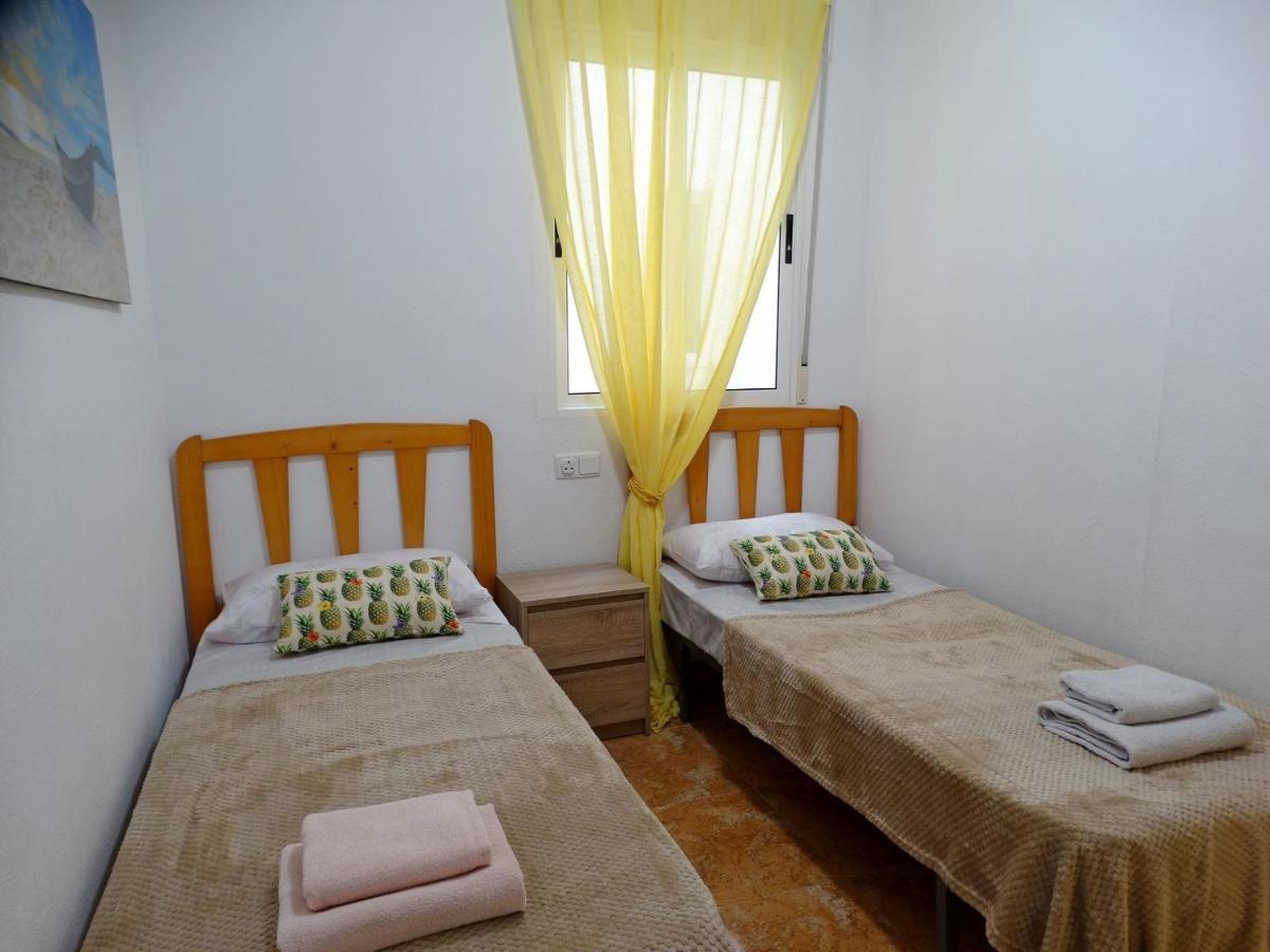 Apartamento Laguna Rosa Torrevieja Ngoại thất bức ảnh